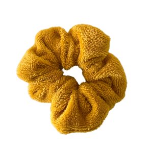 scrunchies fatti a mano in spugna di bambù color giallo ocra